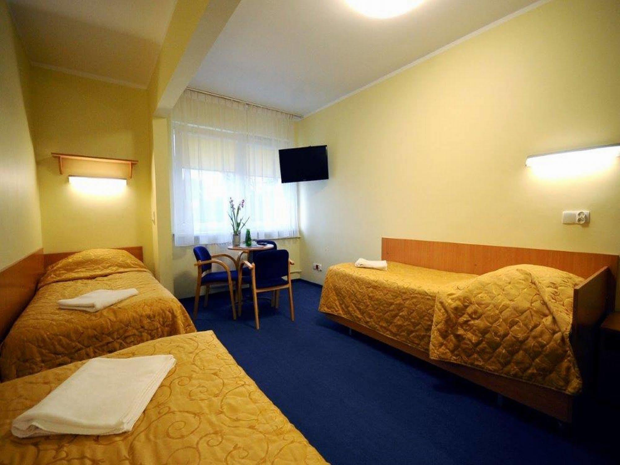 Hotel Zawisza บิดกอชซ์ ภายนอก รูปภาพ